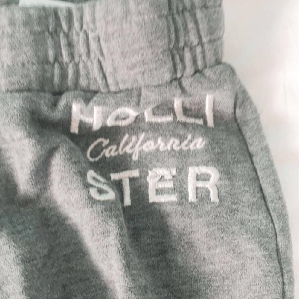 hollister sweatpants